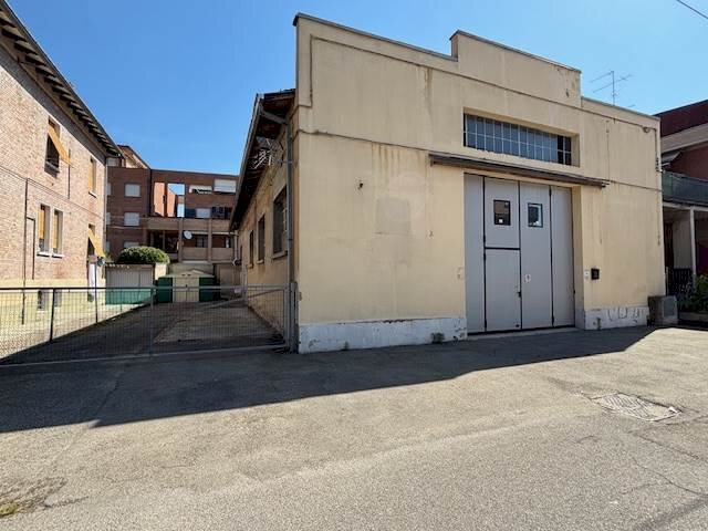 capannone in vendita a Vignola