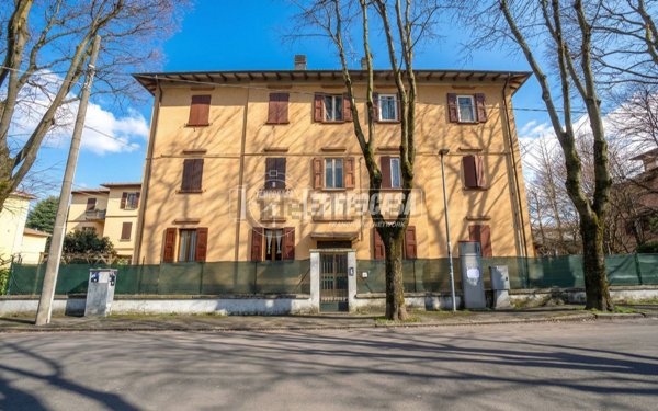 appartamento in vendita a Vignola in zona Pratomaggiore
