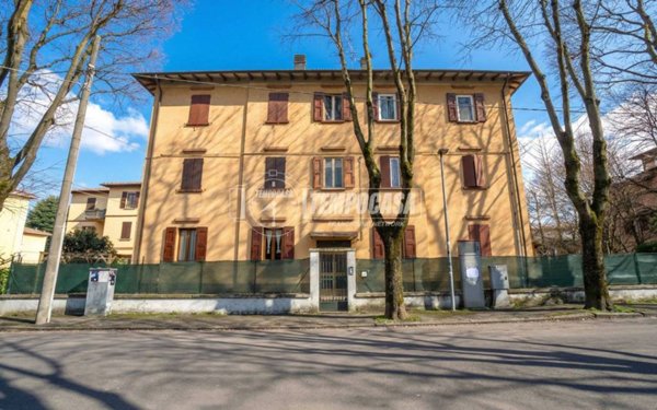 appartamento in vendita a Vignola in zona Pratomaggiore