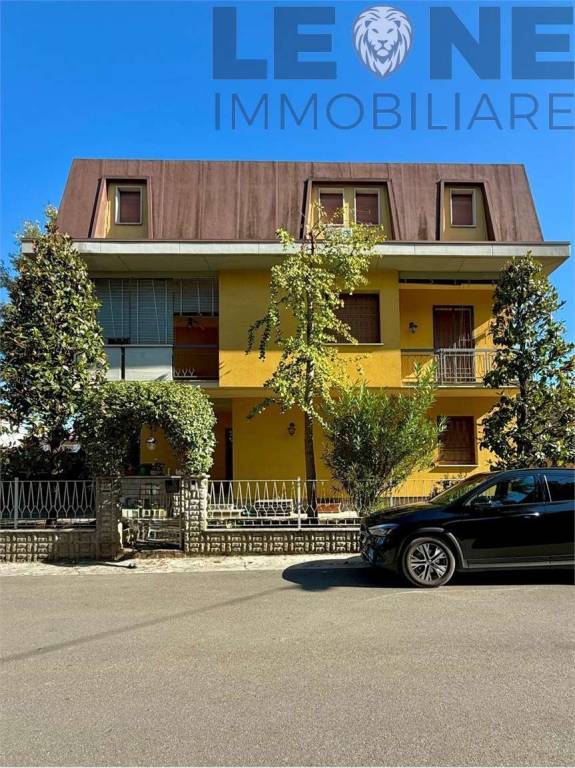 casa indipendente in vendita a Vignola