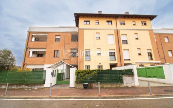 appartamento in vendita a Vignola in zona Pratomaggiore