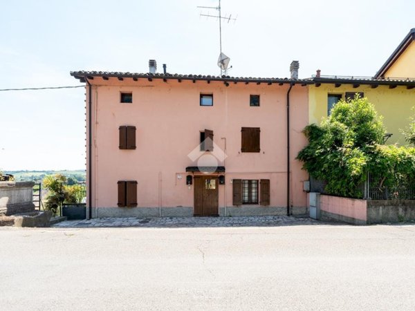 casa semindipendente in vendita a Vignola