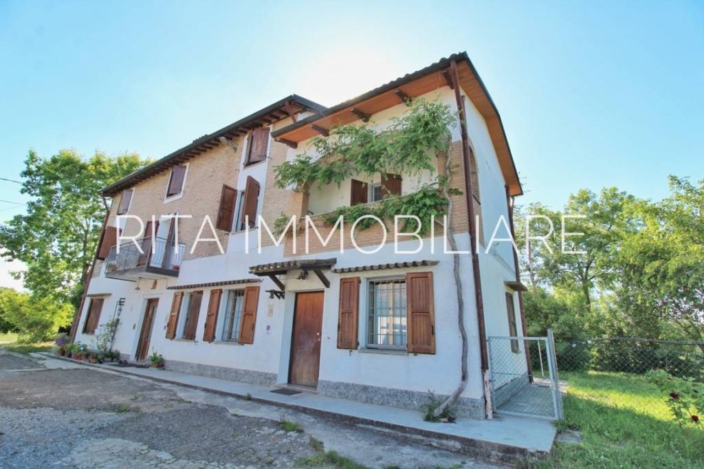 casa indipendente in vendita a Vignola