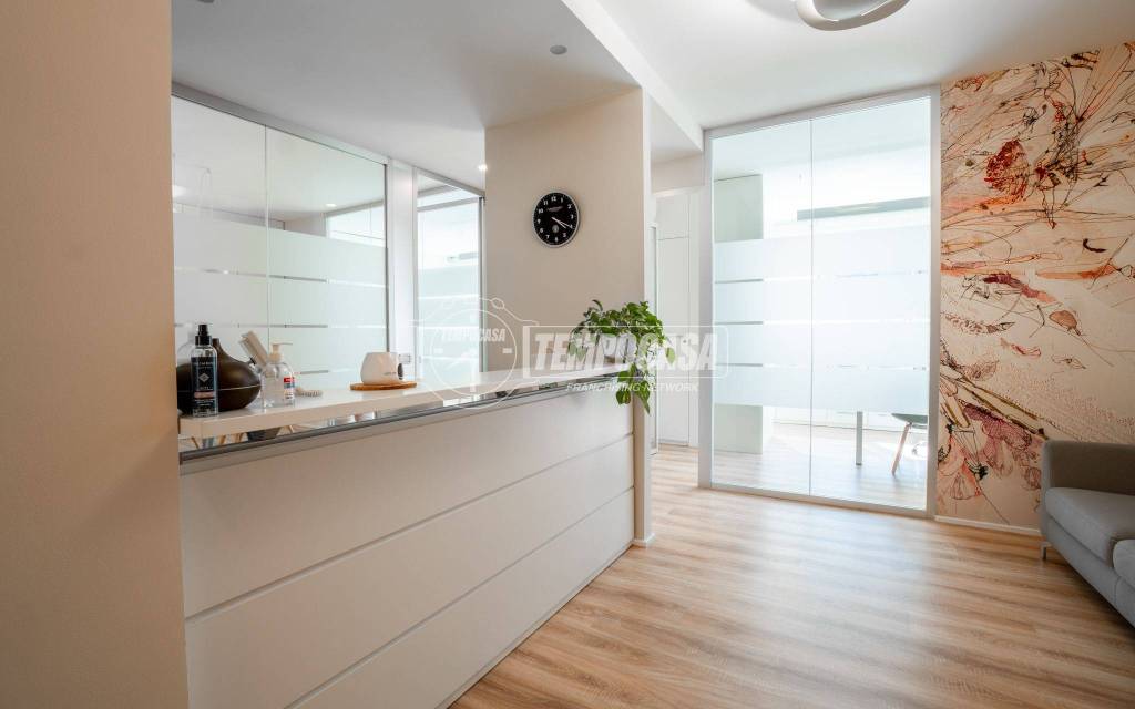 ufficio in vendita a Vignola