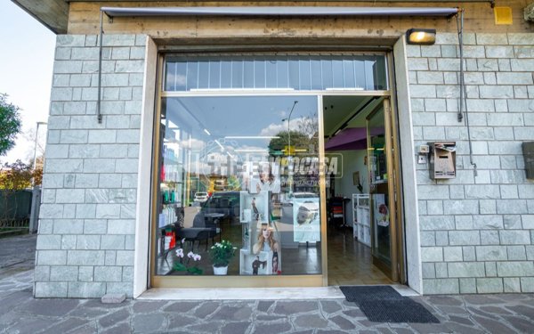 ufficio in vendita a Vignola