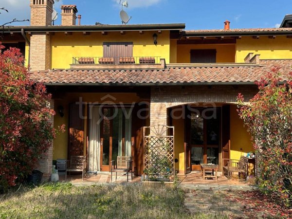 casa indipendente in vendita a Vignola in zona Campiglio