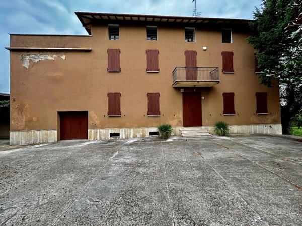 casa indipendente in vendita a Vignola