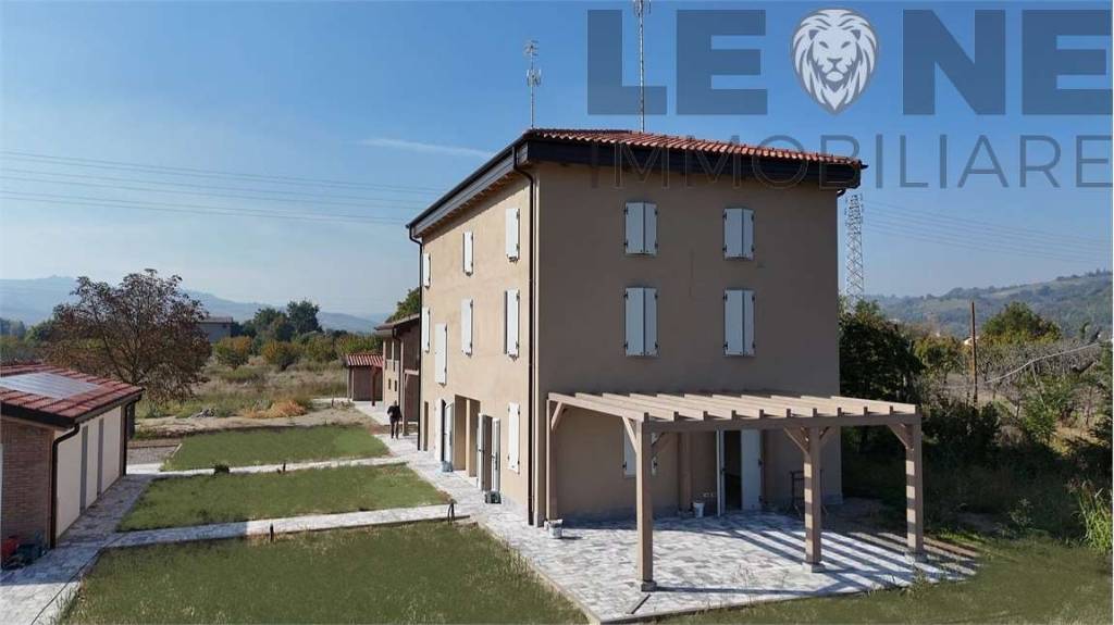 casa indipendente in vendita a Vignola