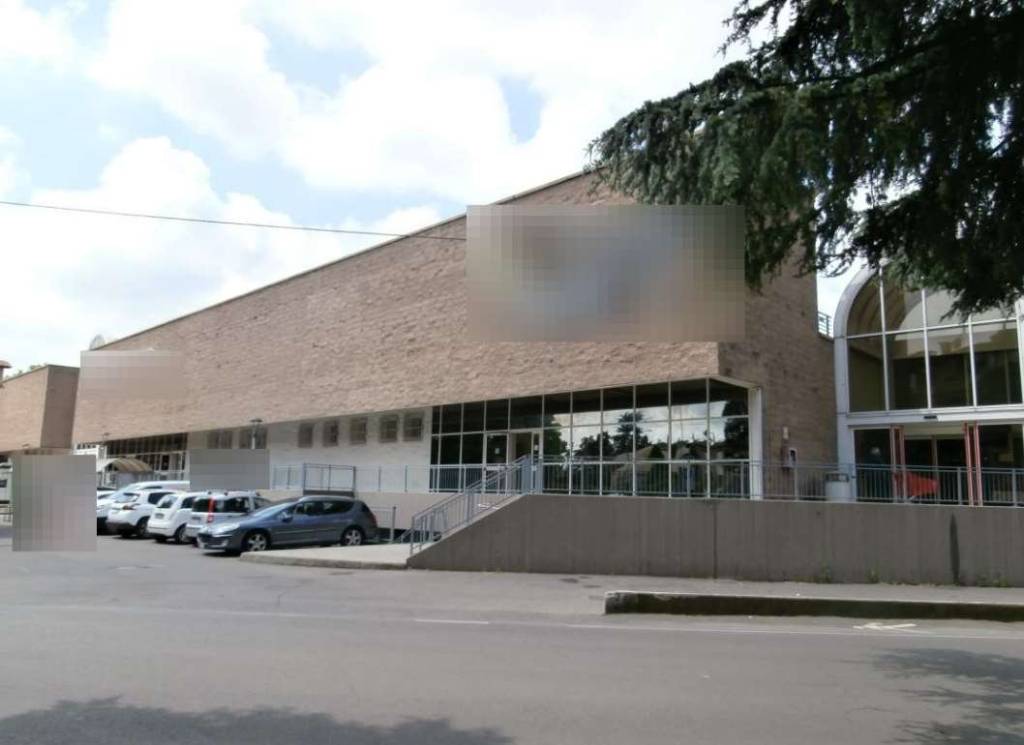 negozio in vendita a Vignola