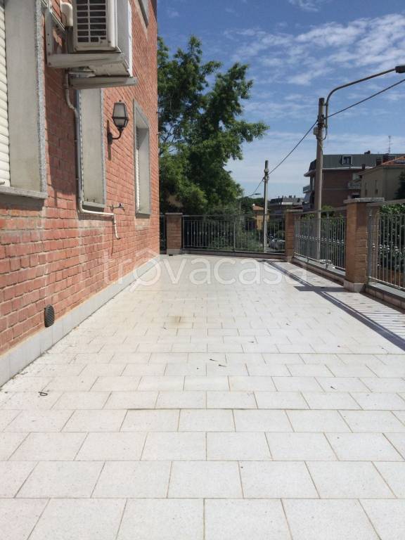 appartamento in vendita a Vignola in zona Pratomaggiore