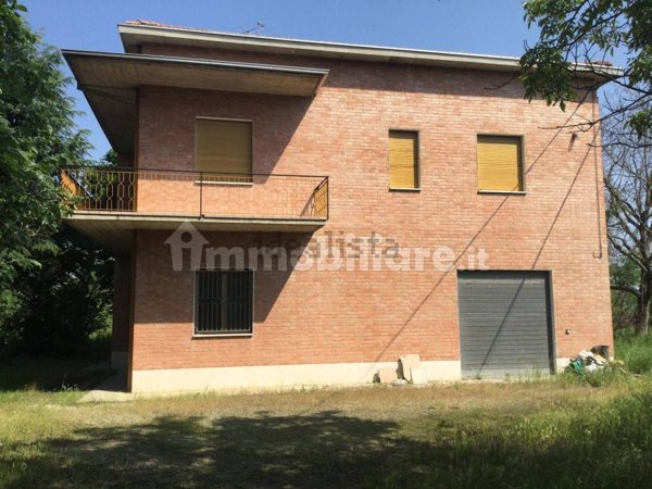 casa indipendente in vendita a Vignola in zona Bettolino