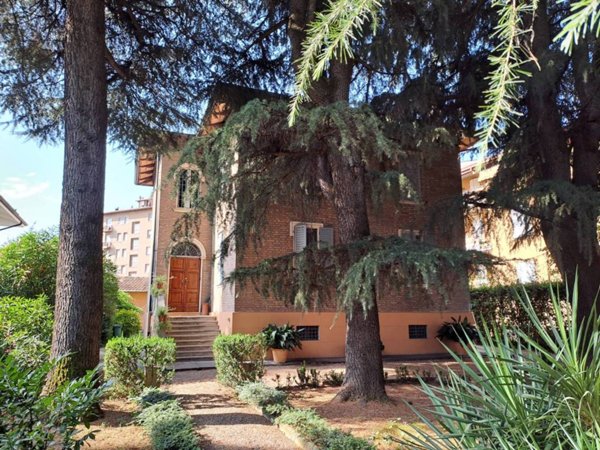 appartamento in vendita a Vignola in zona Pratomaggiore