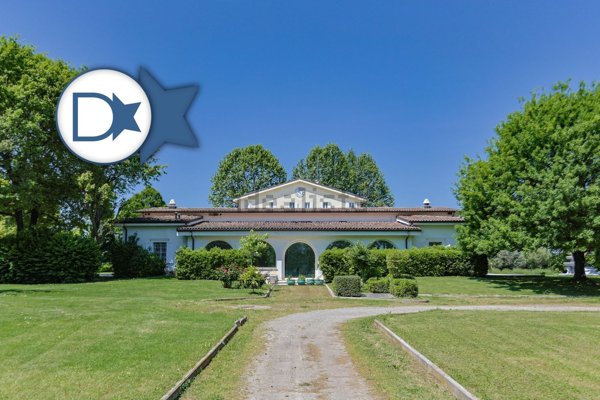 terreno edificabile in vendita a Vignola in zona Pratomaggiore