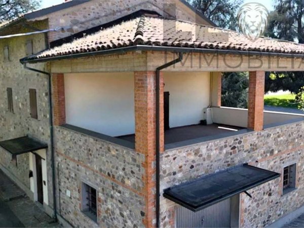 casa indipendente in vendita a Vignola in zona Bettolino