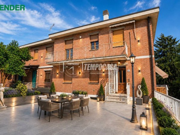 casa indipendente in vendita a Vignola in zona Pratomaggiore