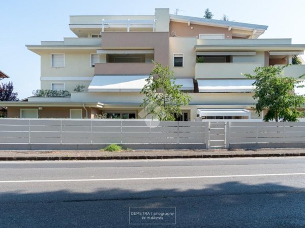 appartamento in vendita a Vignola in zona Pratomaggiore