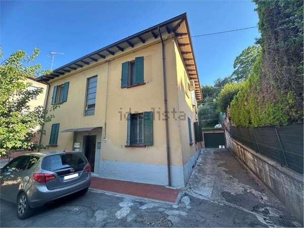 appartamento in vendita a Vignola in zona Pratomaggiore