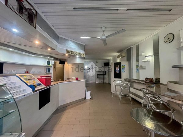 ufficio in vendita a Vignola in zona Pratomaggiore