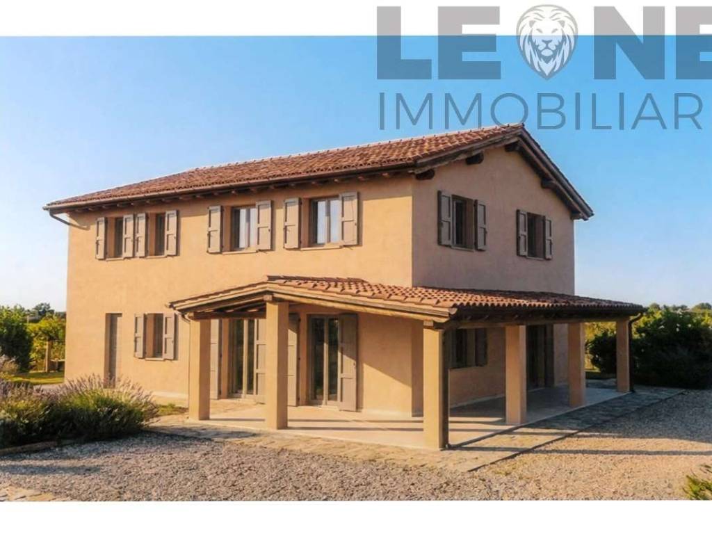 casa indipendente in vendita a Vignola in zona Bettolino
