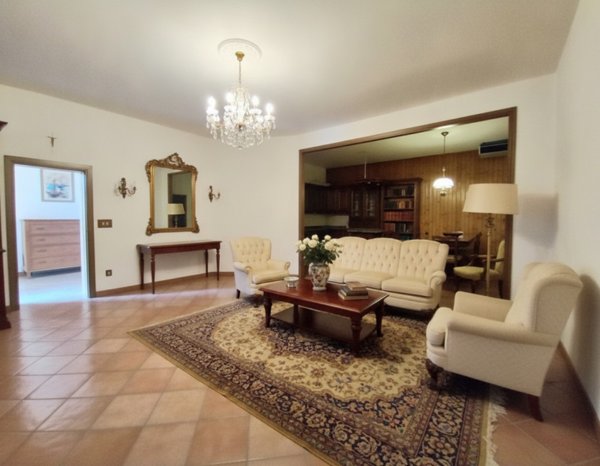 casa indipendente in vendita a Vignola in zona Pratomaggiore