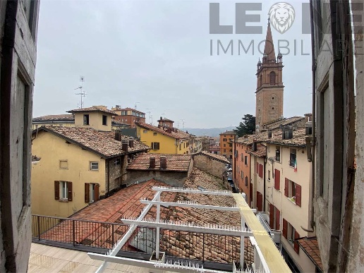appartamento in vendita a Vignola in zona Pratomaggiore
