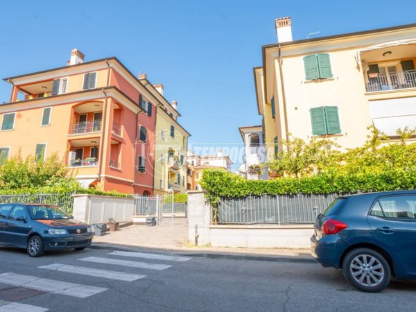 appartamento in vendita a Vignola in zona Pratomaggiore