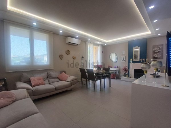 casa indipendente in vendita a Vignola in zona Bettolino