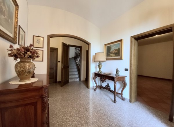 appartamento in vendita a Vignola in zona Pratomaggiore