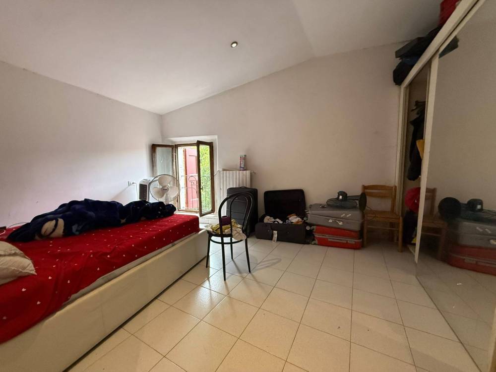 appartamento in vendita a Vignola in zona Pratomaggiore