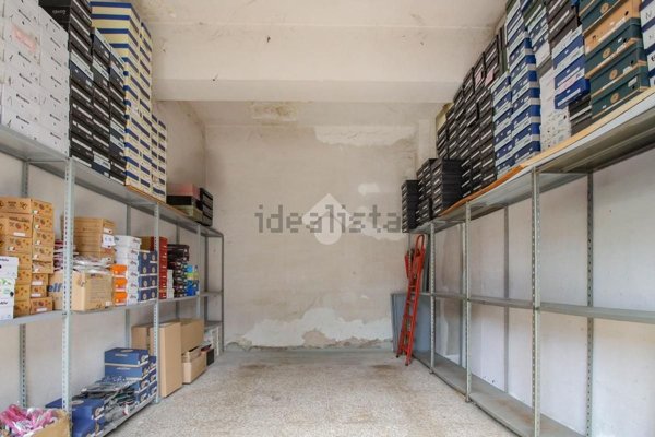 ufficio in vendita a Vignola in zona Pratomaggiore