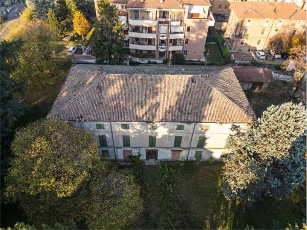 casa indipendente in vendita a Vignola in zona Pratomaggiore