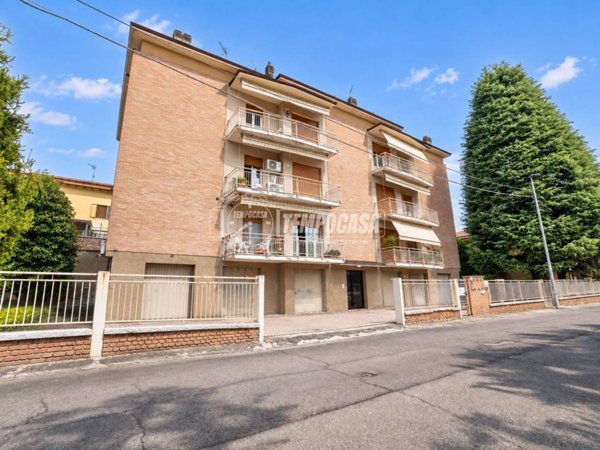 appartamento in vendita a Vignola in zona Pratomaggiore