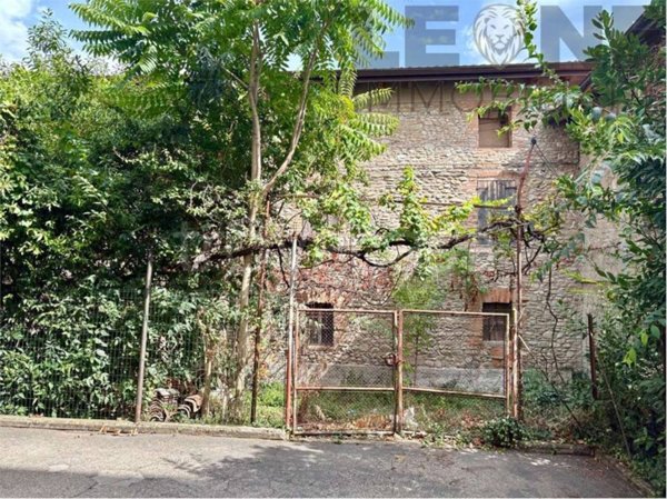 casa indipendente in vendita a Vignola