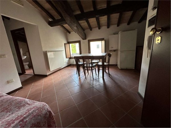 appartamento in vendita a Vignola in zona Pratomaggiore