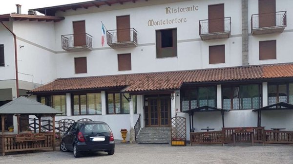 negozio in vendita a Zocca