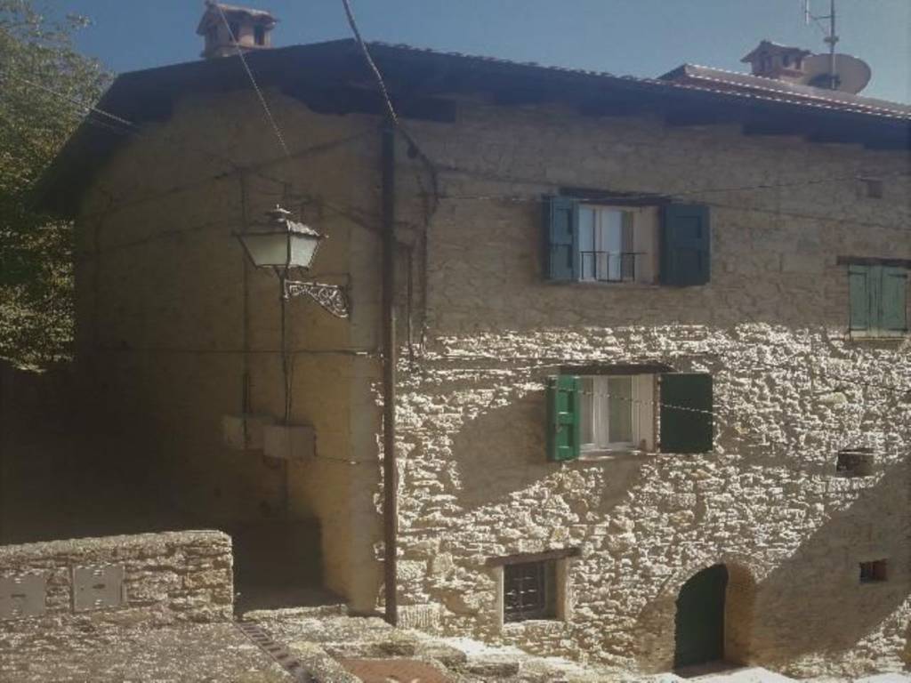 appartamento in vendita a Zocca in zona Missano