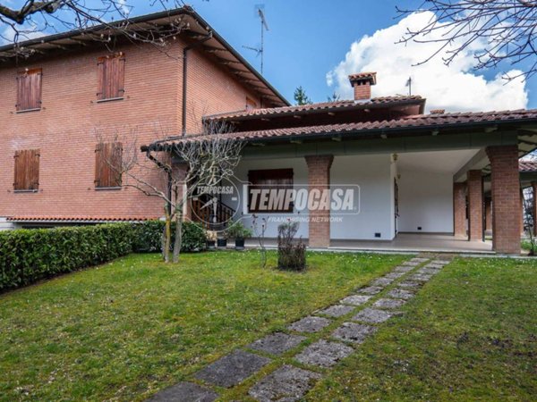 appartamento in vendita a Zocca in zona Monteombraro