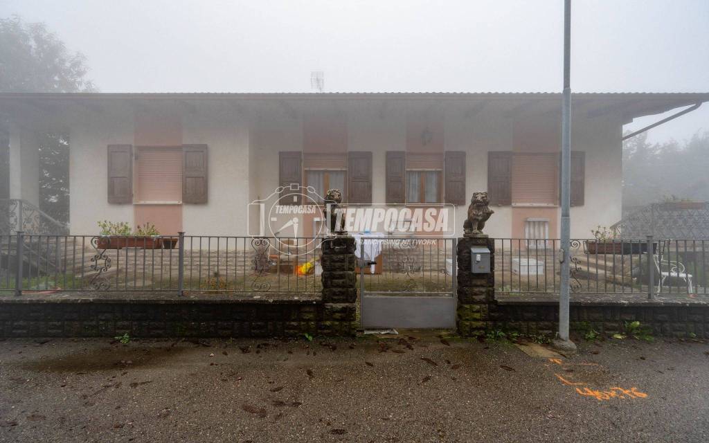 appartamento in vendita a Zocca in zona Monteombraro