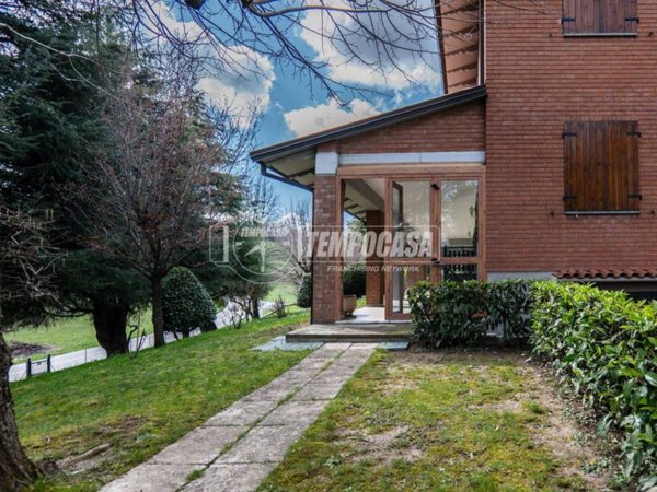 casa indipendente in vendita a Zocca in zona Monteombraro
