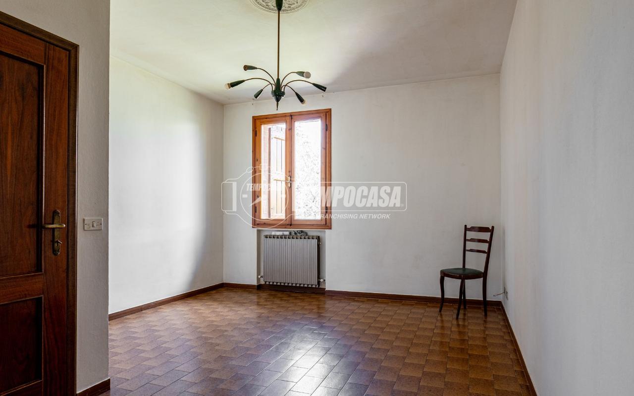 appartamento in vendita a Zocca in zona Monteombraro