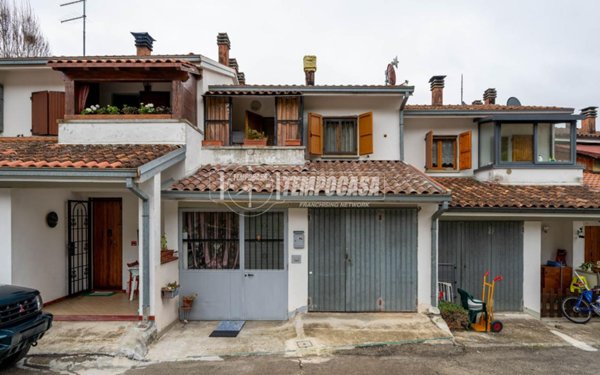 casa indipendente in vendita a Zocca