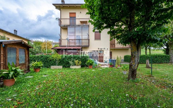 appartamento in vendita a Zocca in zona Monteombraro