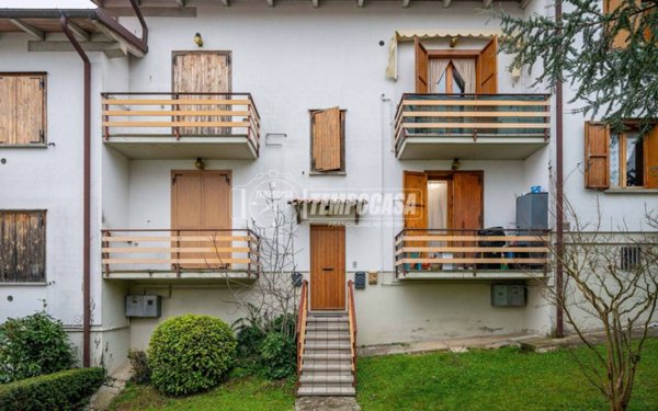 appartamento in vendita a Zocca in zona Monteombraro