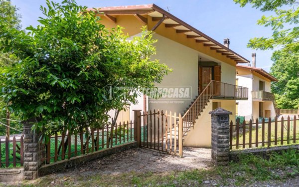 appartamento in vendita a Zocca in zona Monteombraro