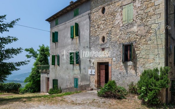 appartamento in vendita a Zocca in zona Montalbano
