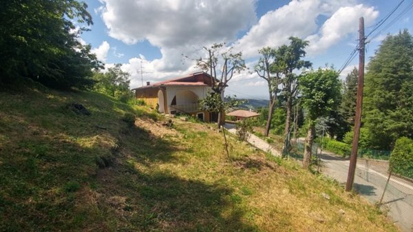 casa indipendente in vendita a Zocca in zona Monteombraro
