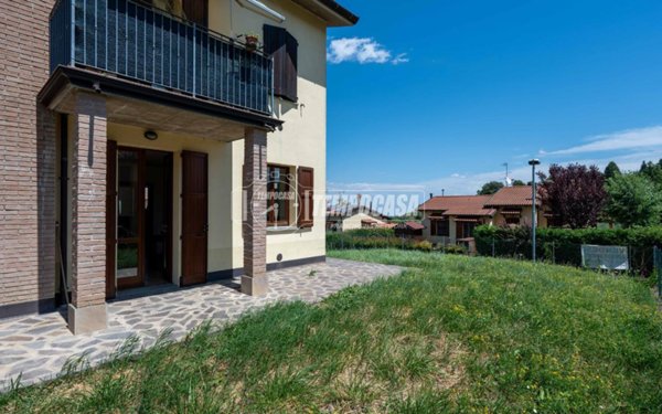 appartamento in vendita a Zocca in zona Monteombraro