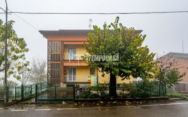 appartamento in vendita a Zocca in zona Monteombraro