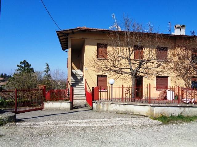 appartamento in vendita a Zocca in zona Monteombraro