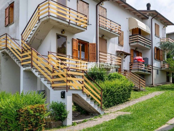 appartamento in vendita a Zocca in zona Monteombraro
